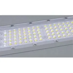 01 fuente de luz LED usando